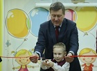 Анатолий Локоть поздравляет с Днём воспитателя и всех дошкольных работников